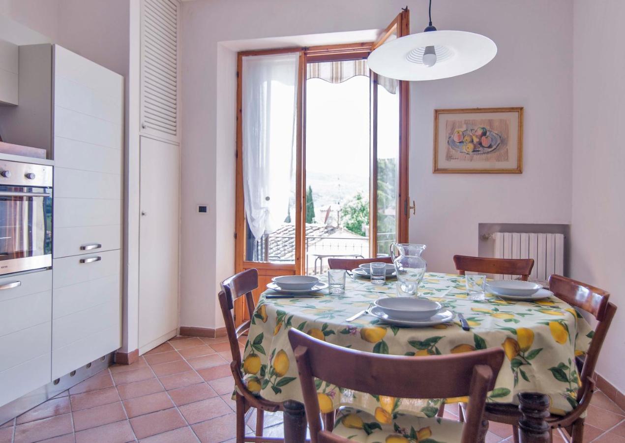 Appartamento Donella Con Parcheggio Privato San Gimignano Exterior foto